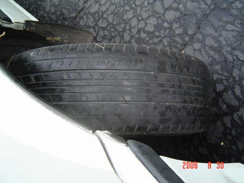 tire3.frnt.drvr4053